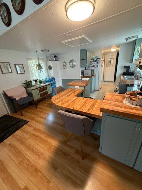 Manufactured home for sale in Clackamas, Oregon