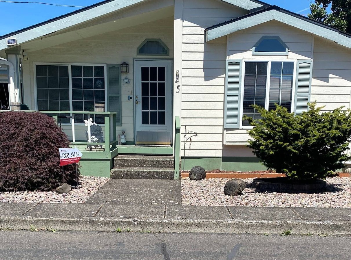 Manufactured home for sale in Portland, Oregon